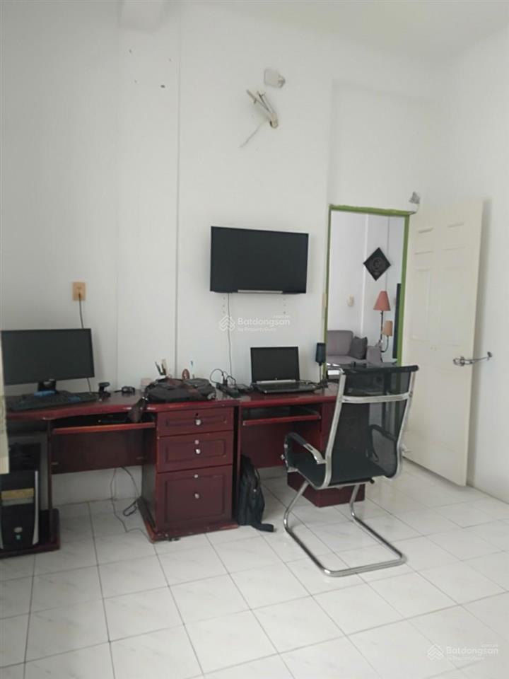 Cần cho thuê căn hộ chung cư phú lợi d2  phạm thế hiển  p. bình đông, q8