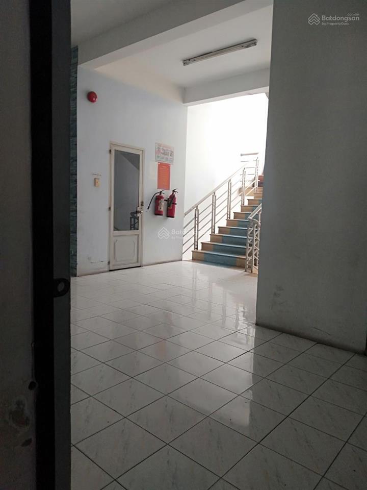Cần cho thuê căn hộ chung cư phú lợi d2  phạm thế hiển  p. bình đông, q8