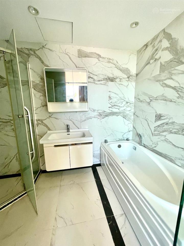 Chính chủ cần bán tòa căn hộ phố võng thị  phường tây hồ  hà nội 265m2x9t, doanh thu gần 400tr/th