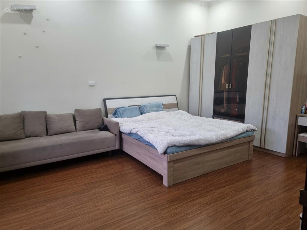 Chính chủ bán nhà ngõ 199 thụy khuêphường tây hồhà nội 65m2x4.5t, lô góc, cách phố 30m, 19.5tỷ