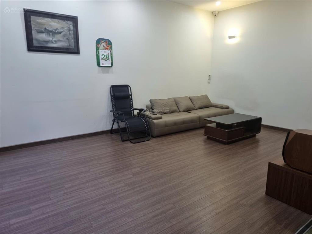 Chính chủ bán nhà ngõ 199 thụy khuêphường tây hồhà nội 65m2x4.5t, lô góc, cách phố 30m, 19.5tỷ