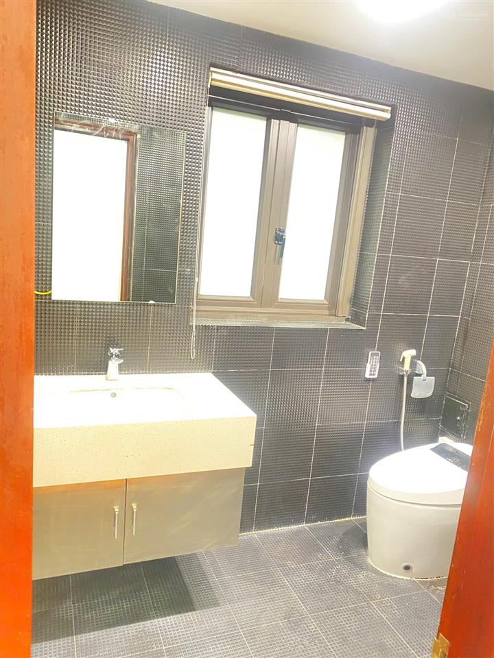 Chính chủ cần bán nhà ngõ 30 tây hồphường tây hồhà nội 60m2x4t, mt6.21m, giá 25 tỷ