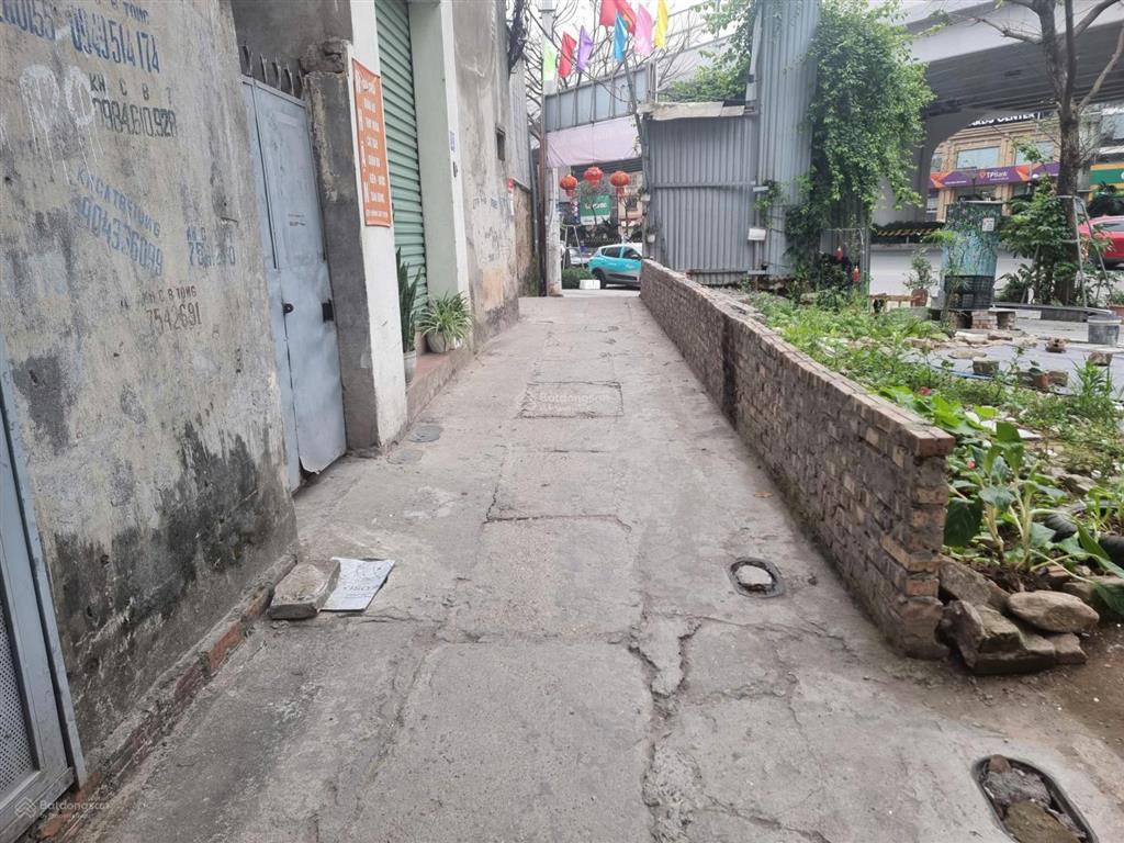 Chính chủ cần bán gấp đất mặt đường phạm văn đồngphường nghĩa đôhà nội 87m2,mt17m, giá 36.6 tỷ
