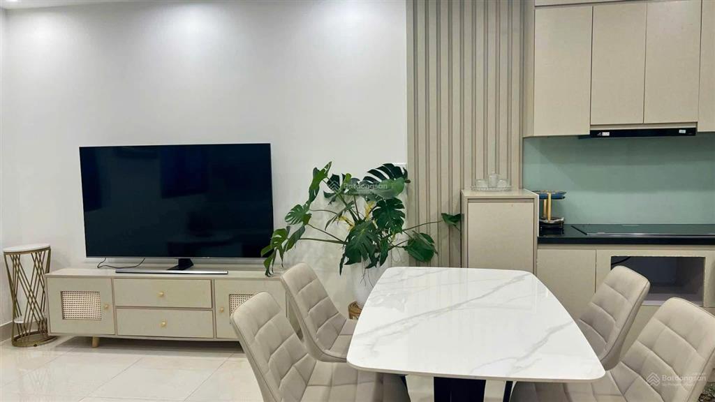 Chính chủ cần bán nhà mặt phố tô ngọc vân quảng an tây hồhà nội 137m2x7.5t, mt7m, view hồ tây
