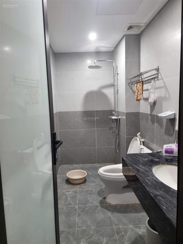 Chính chủ cho thuê căn hộ tầng 2,nhà 188 ngõ 56 tứ liên, nhà mới, 50m2 (02pn01wc), 7.5 triệu/tháng