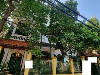 Chính chủ cần bán gấp nhà mặt ngõ 67 tô ngọc vân quảng an tây hồ hà nội 240m2x3t, mt19m 144 tỷ