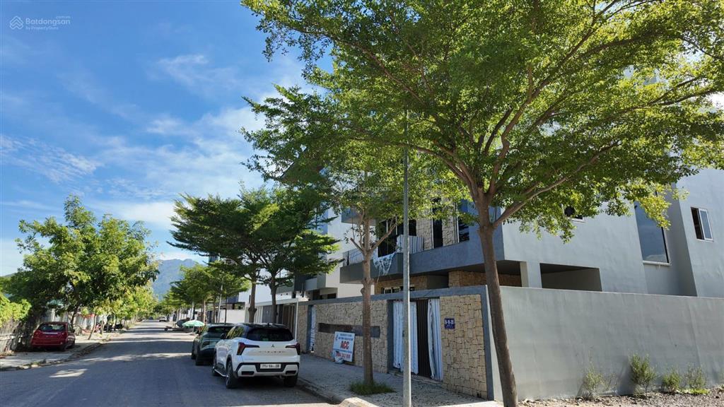 Hạ giá 1,5tỷ bán nhanh nhà biệt thự 300m2 view công viên kđt an bình tân, kề bên sun charmora city