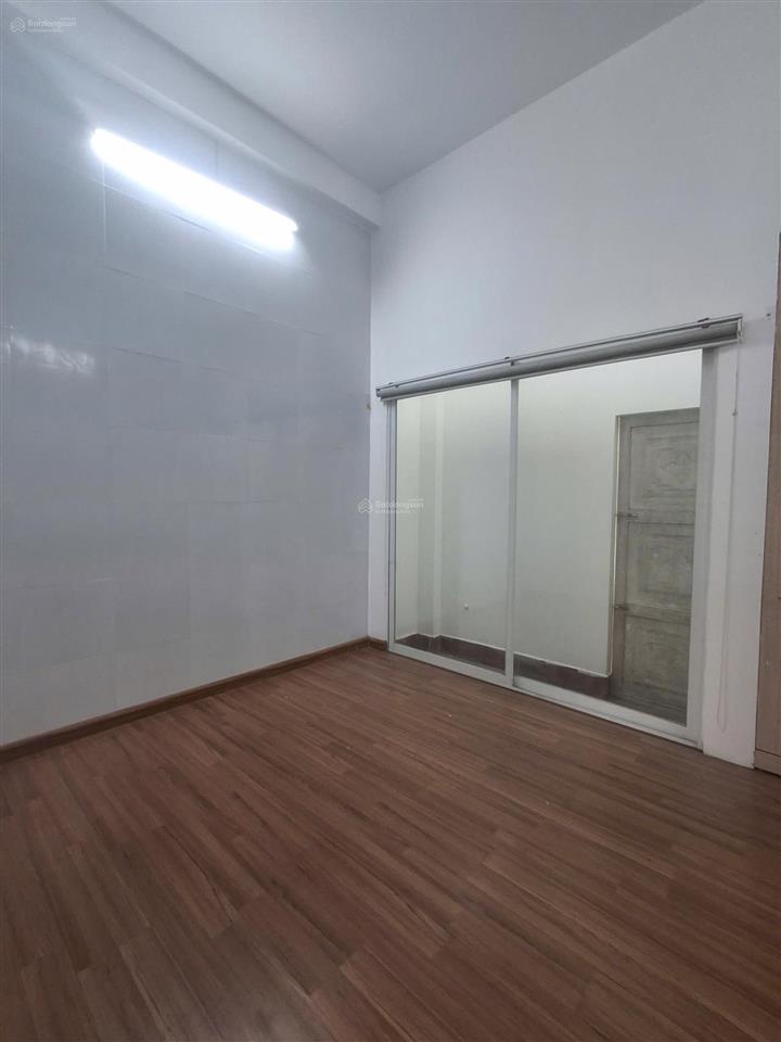 Chính chủ bán nhà 2 tầng mặt tiền đào duy kỳ