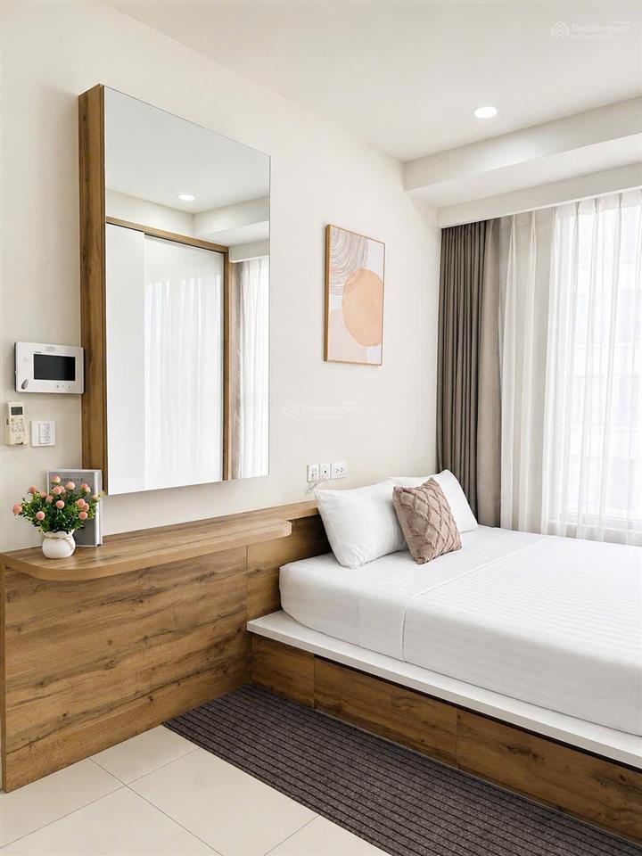 Saigon royal  cho thuê studio đầy đủ nội thất. hàng căn hộ đẹp giá tốt