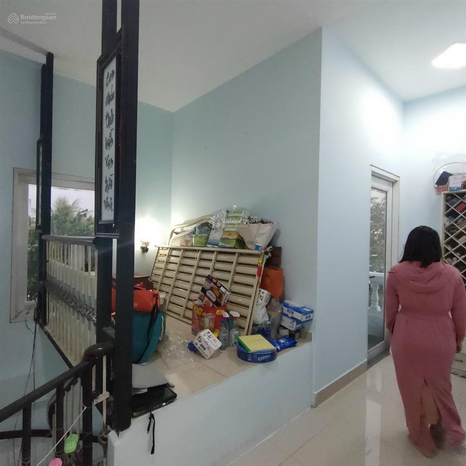 Nhà vườn biệt lập  215m2  4pn  3 toilet  yên tĩnh  thoáng mát  rộng rãi