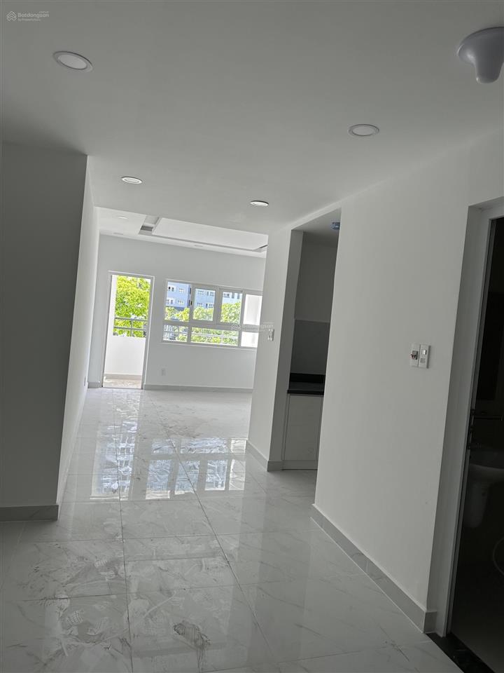 Bán căn hộ 85 m2 2pn view công viên nội khu