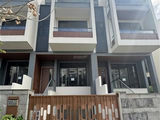 Ngợp căn nhà phố 7 tỷ còn 4,5 tỷ  summerland mũi né