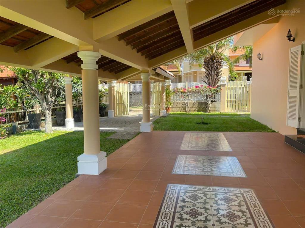 Biệt thự nghỉ dưỡng ven biển domaine mũi né giá chỉ 10,8 tỷ  3 pn