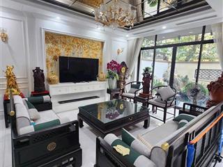 Gia đình cho thuê căn biệt thự văn phú hoàn thiện đẹp có thang máy giá 35 tr  0982 168 ***
