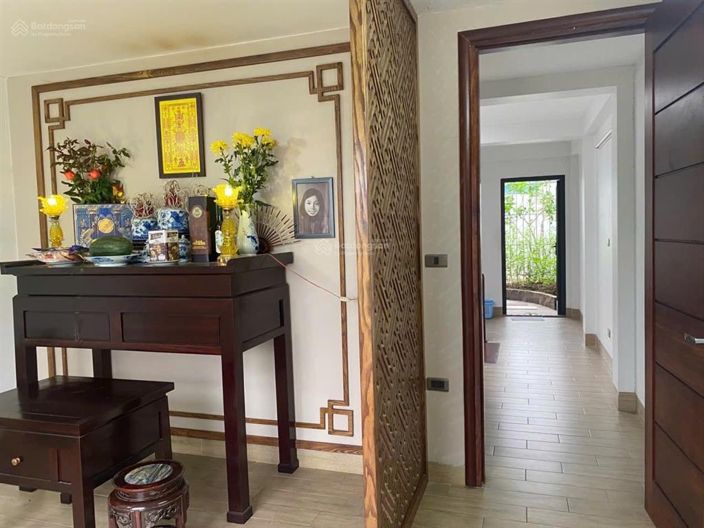 Cần bán liền kề văn phú hà đông view vườn hoa và công viên 100ha giá nhỉnh 20 tỷ  0982 168 ***