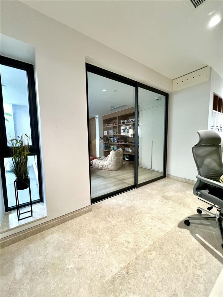Bán biệt thự cao cấp lam sơn bình thạnh  4 tầng  thang máy  350m2 ngang 12.9m  giá chào 110 tỷ