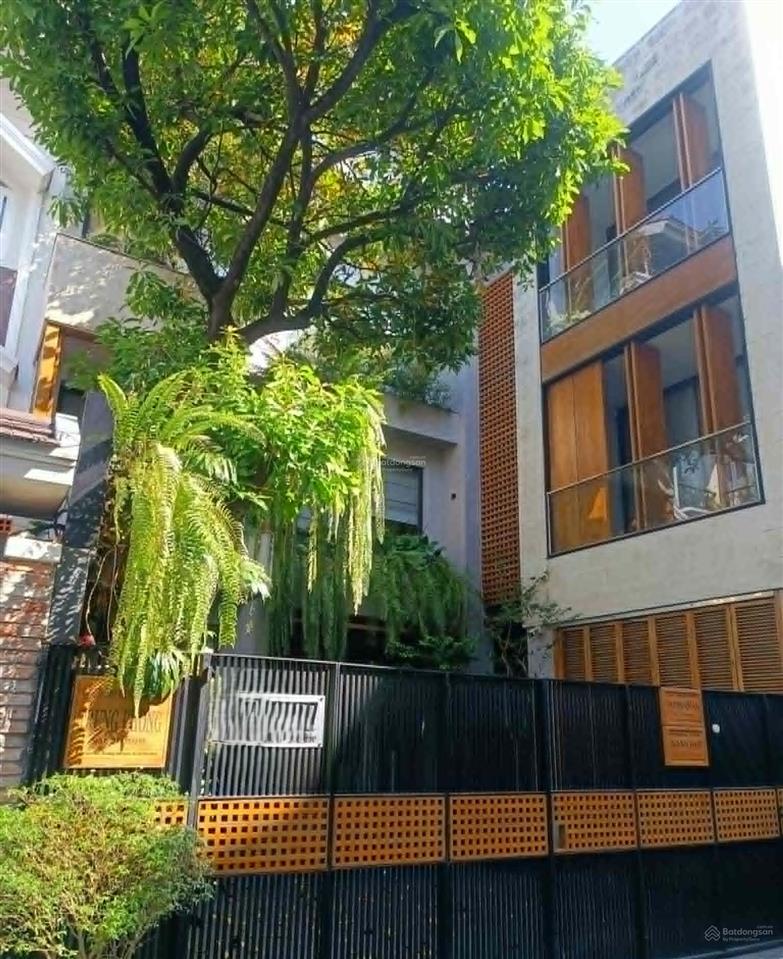 Bán biệt thự cao cấp lam sơn bình thạnh  4 tầng  thang máy  350m2 ngang 12.9m  giá chào 110 tỷ