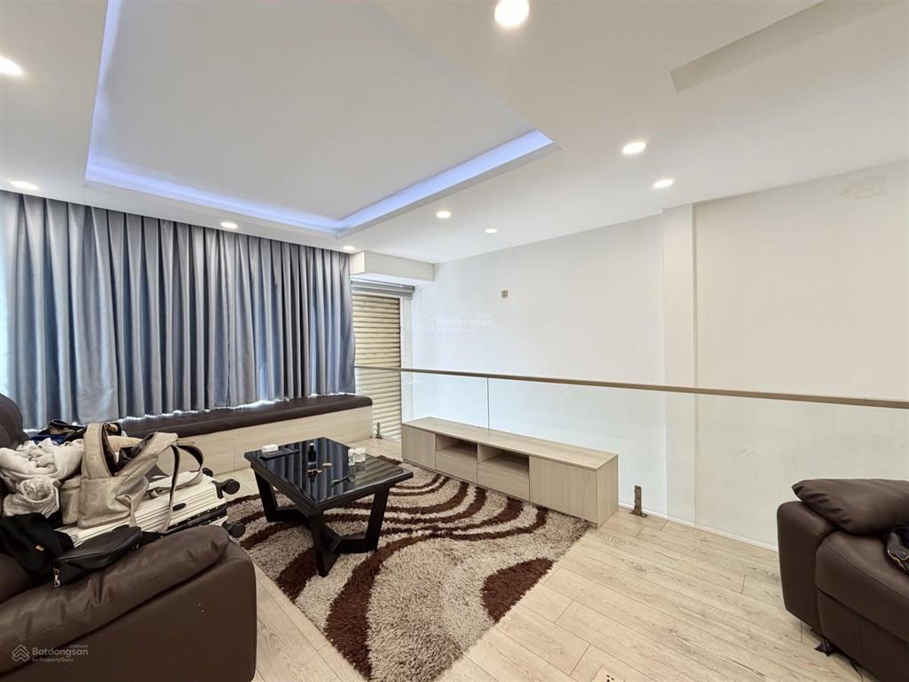 Giảm 3.3 tỷ nay 12.5 tỷ! bán nhanh nhà 4 tầng có hầm  hẻm 6.5m  4.8m x 17m  cho thuê 28tr/th.