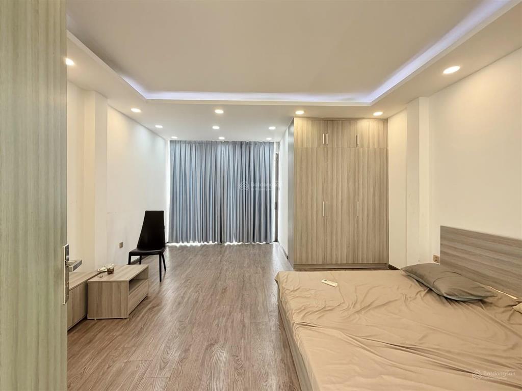 Giảm 3.3 tỷ nay 12.5 tỷ! bán nhanh nhà 4 tầng có hầm  hẻm 6.5m  4.8m x 17m  cho thuê 28tr/th.