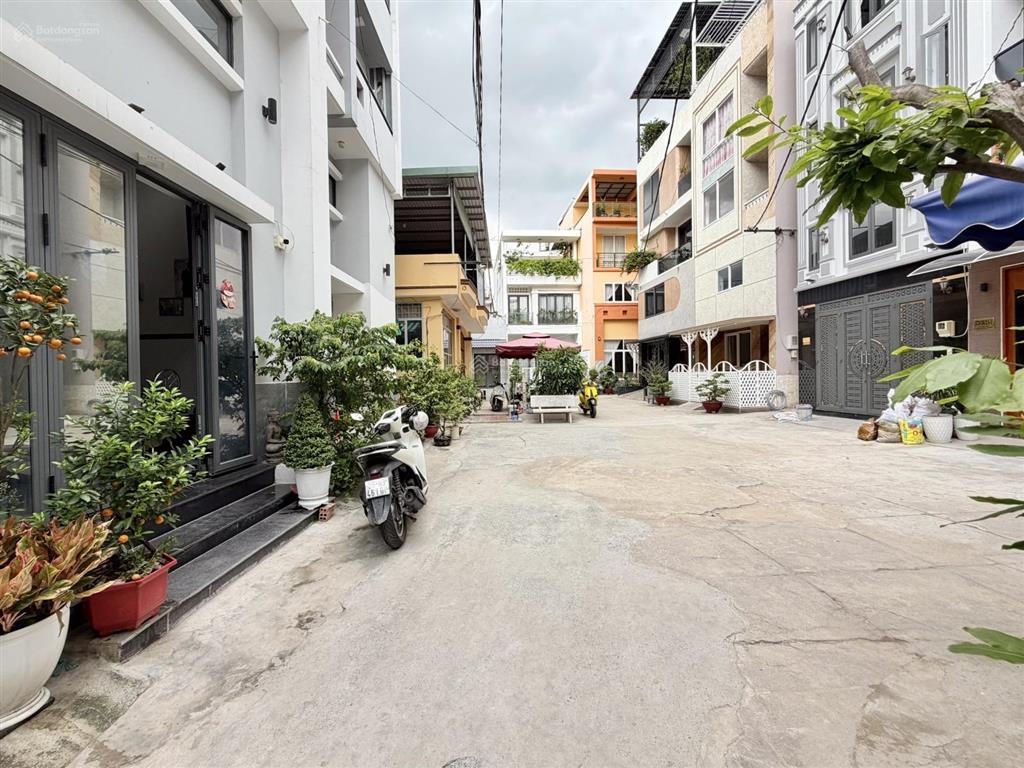 Bán nhà lê quang định p.1 gò vấp  hẻm ô tô 10m  65m2 (4x11)  5 tầng 5pn  chỉ 9.7 tỷ