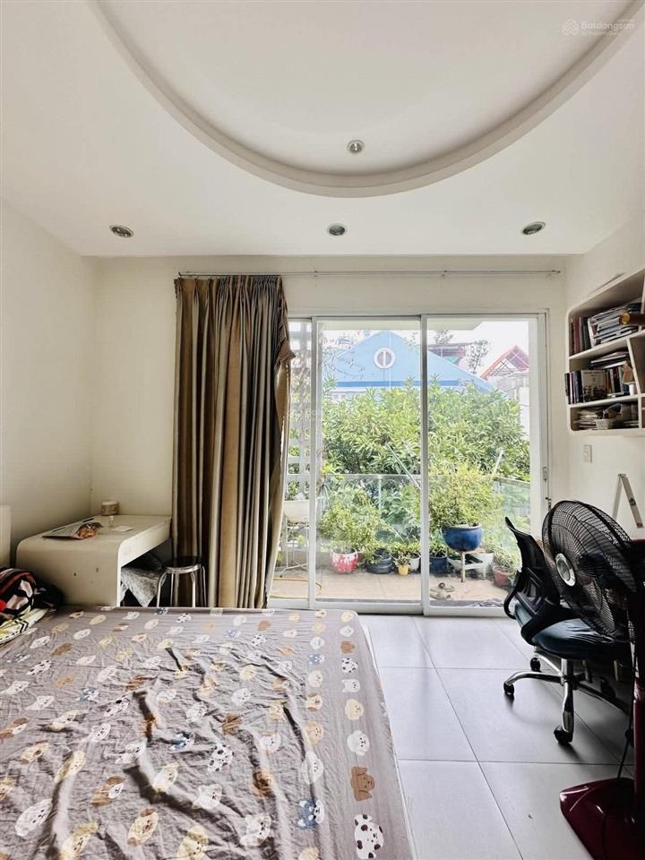 Vị trí kinh doanh  vip nguyễn văn đậu bình thạnh  4 tầng  hẻm 8m  4mx22.5m  chỉ 18.9 tỷ (tl)