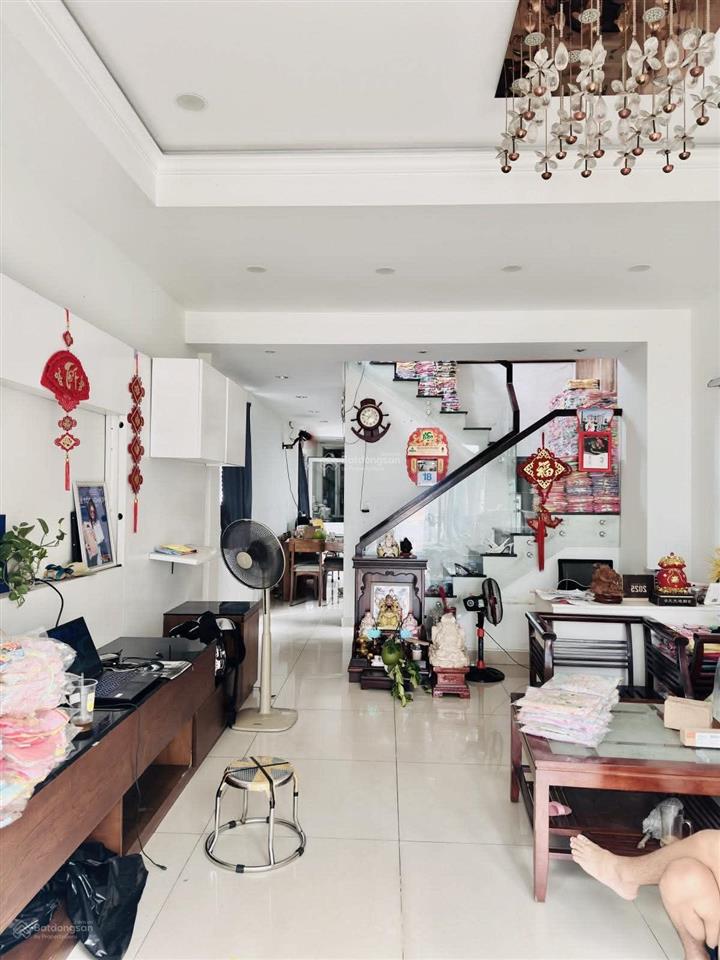 Vị trí kinh doanh  vip nguyễn văn đậu bình thạnh  4 tầng  hẻm 8m  4mx22.5m  chỉ 18.9 tỷ (tl)