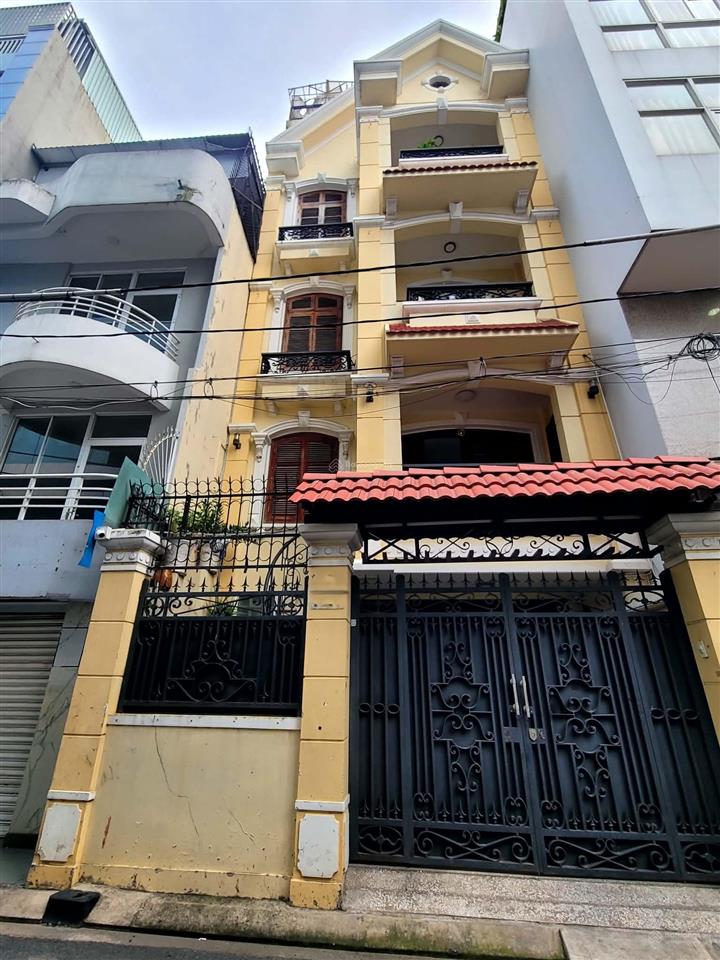 Xe hơi vào nhà  bán nhà bạch đằng tân bình  5 tầng  5.8m x 15.4m nh 6.2m  chỉ 23.9 tỷ.
