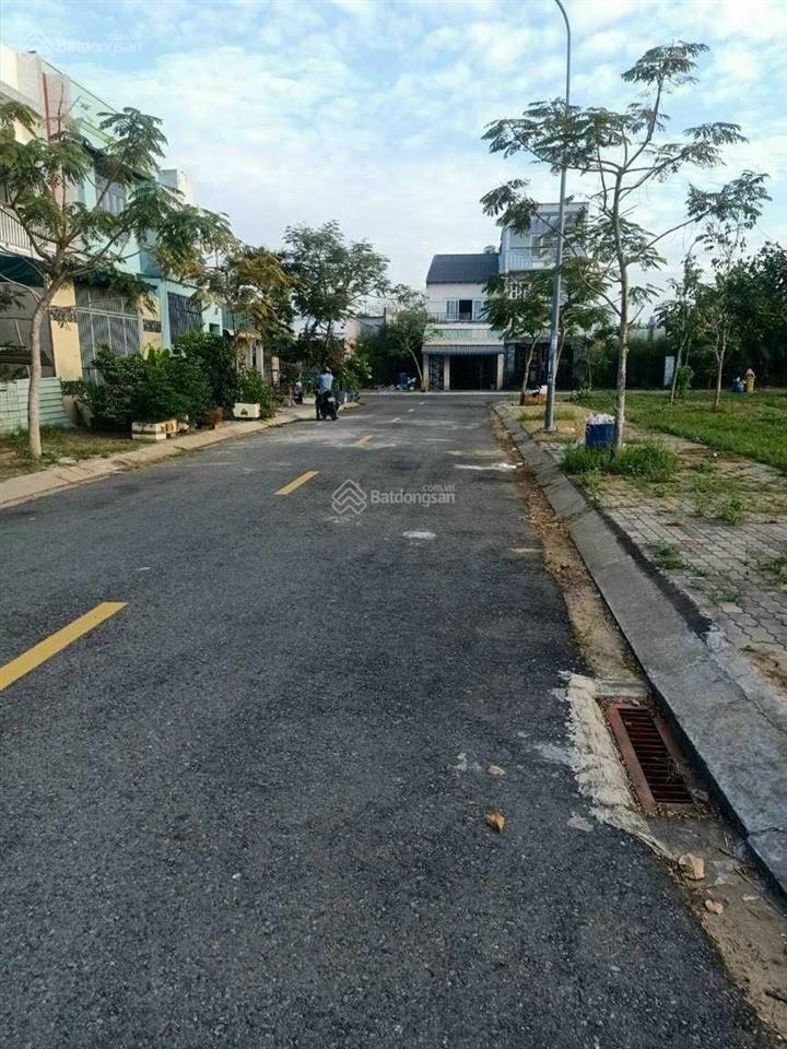 Bán nhà căn góc ngay khu công nghiệp long hậu, gần nhà bè 8*18m, 4,35tỷ, rẻ hơn thị trường 300tr