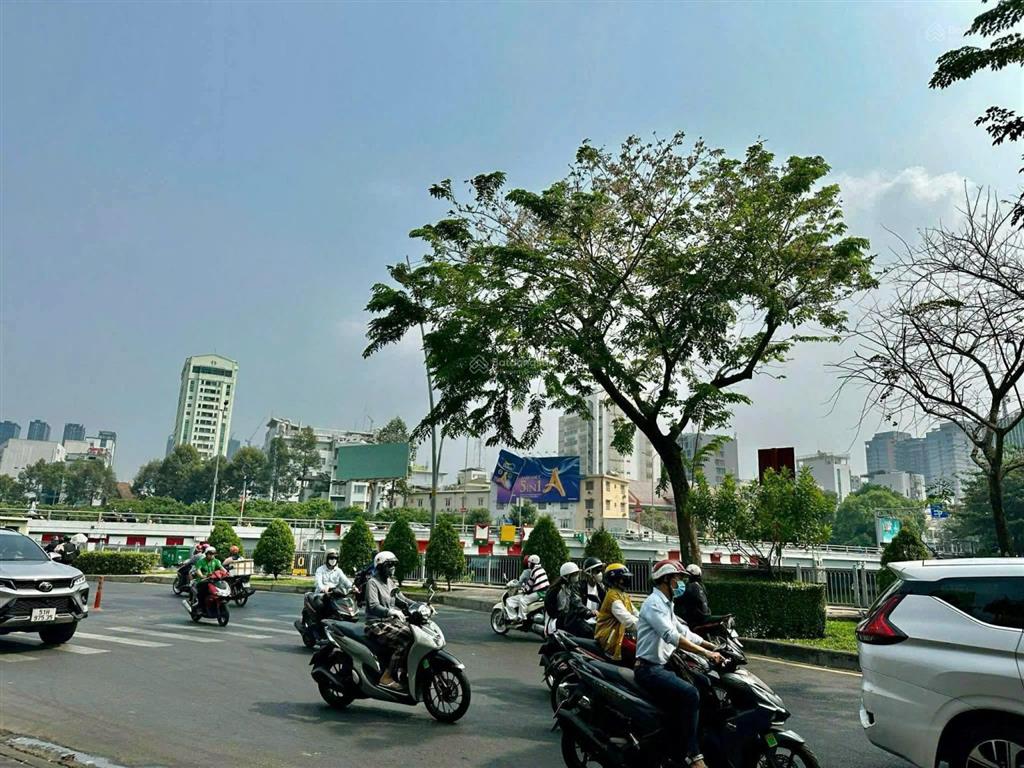 Điện biên phủ bình thạnh giáp quận 1  chdv mới 2025  50m2  5 tầng full nội thất chỉ hơn 9 tỷ