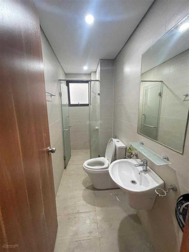 Cho thuê chung cư cityland park hills  view hồ bơi  2pn 13tr/th