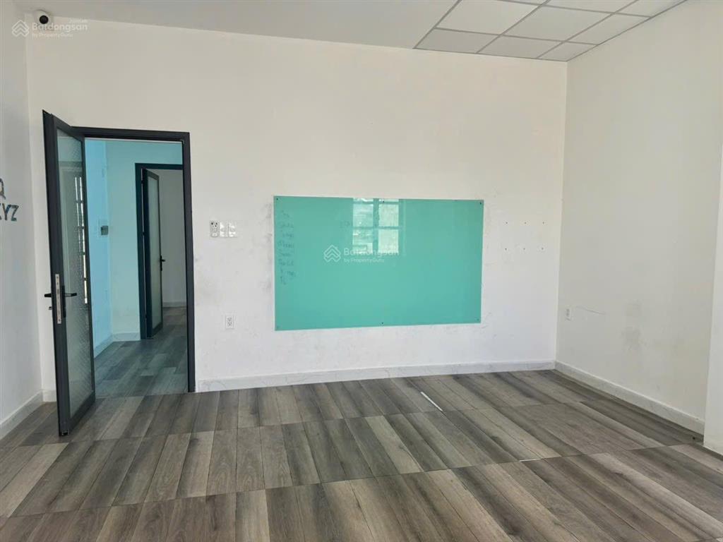 Cho thuê nhà nguyên vị trí đẹp, full máy lạnh tại cityland gò vấp chỉ 38tr/th