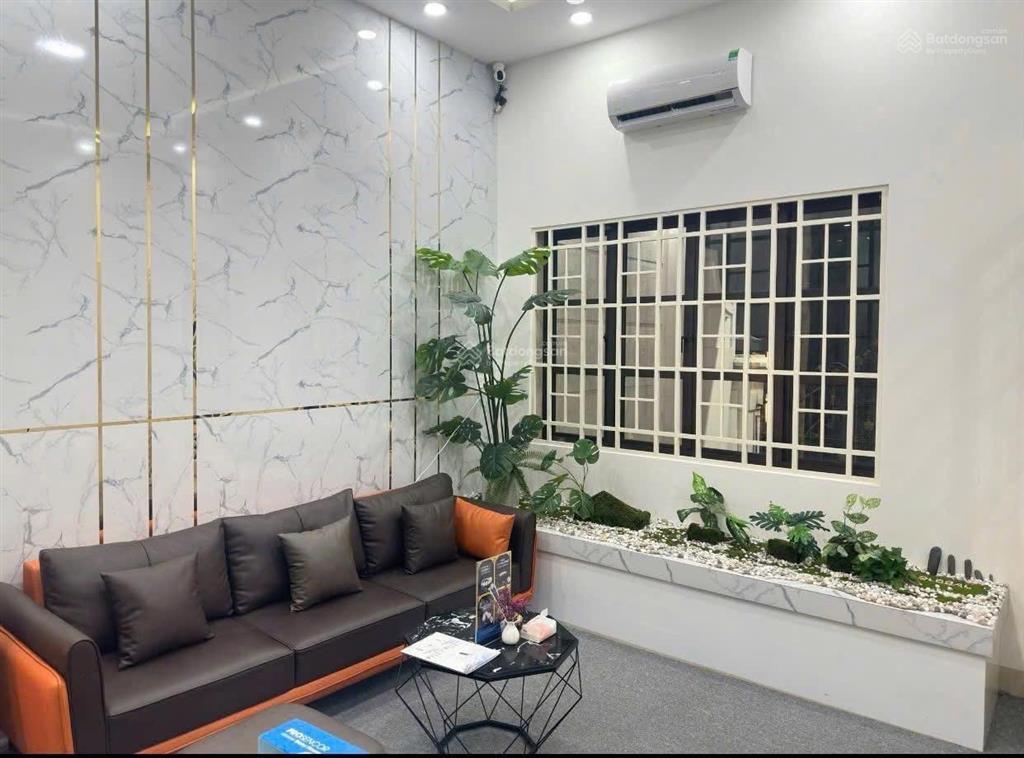 Cho thuê nhà phố có hầm vị trí đẹp cityland lotte mart gò vấp