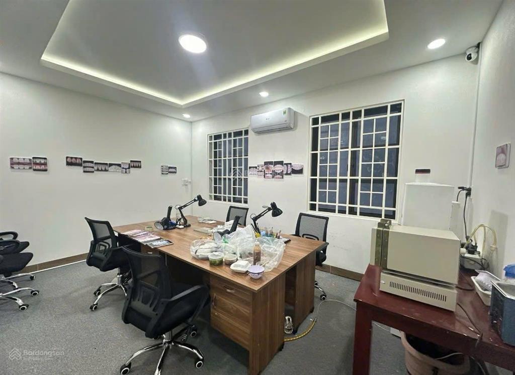 Cho thuê nhà phố có hầm vị trí đẹp cityland lotte mart gò vấp