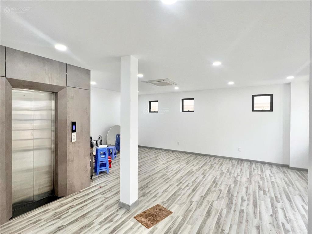 Góc 2 mặt tiền 7*20m (1 hầm + 4 lầu) vị trí đẹp cityland gò vấp chỉ 70tr