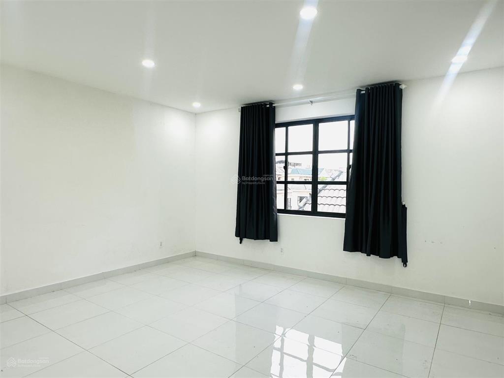 Cho thuê nguyên căn mặt tiền nguyễn văn lượng, cityland lotte mart gò vấp (1 trệt + 4 lầu) 50 triệu