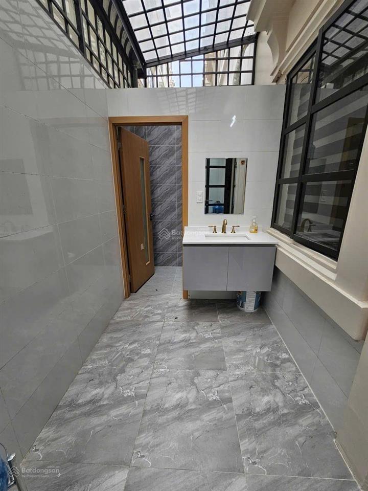 Cho thuê mặt bằng + lầu 1 cityland gò vấp 24tr