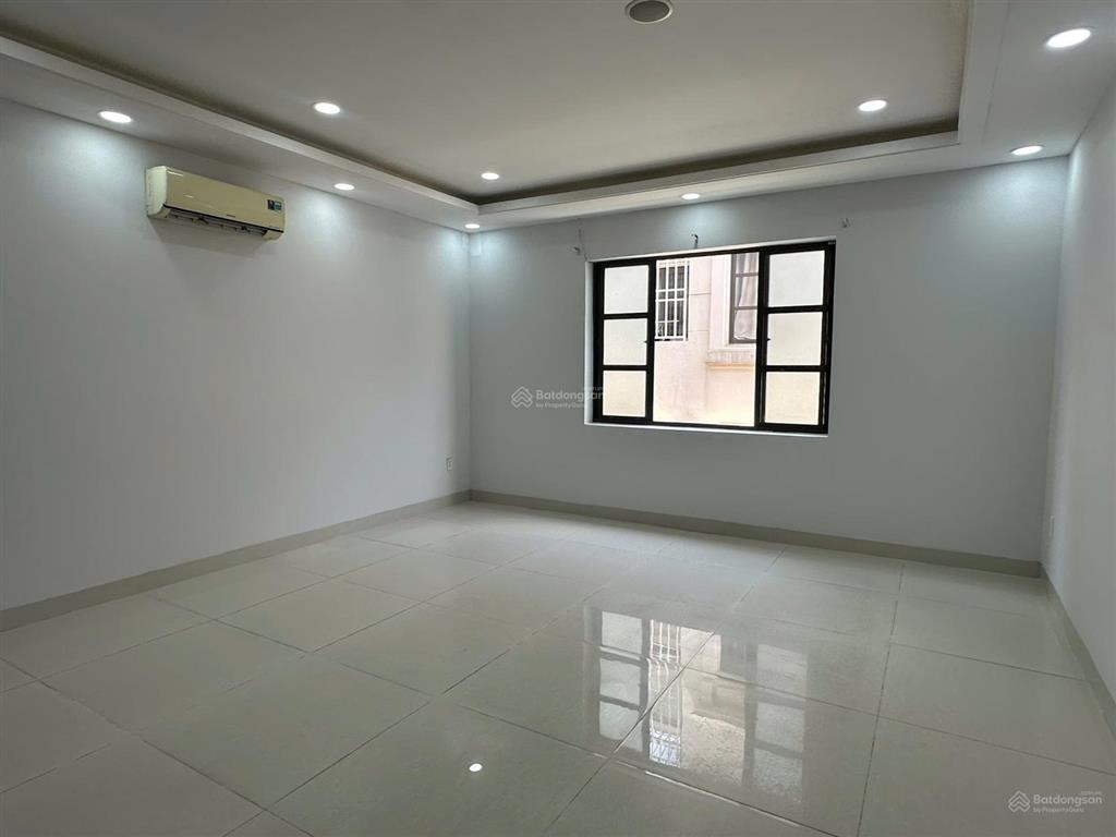 60tr (đã thuế)! cho thuê nguyên căn thương mại (1 hầm + 4 lầu) cityland gò vấp. full máy lạnh