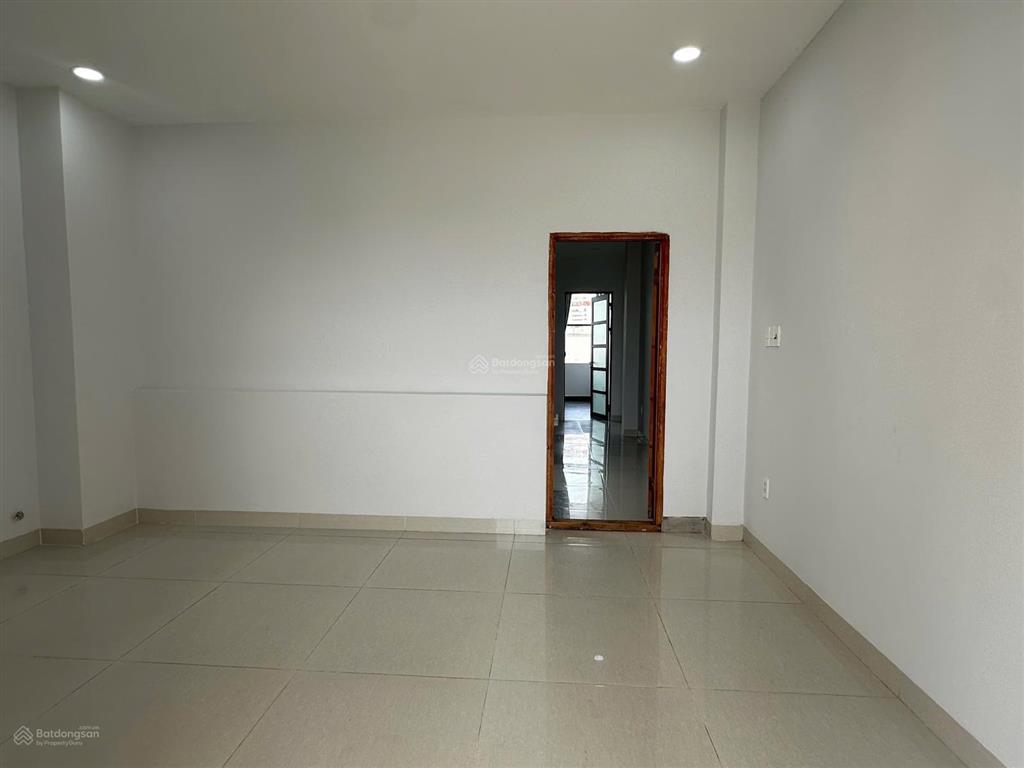 60tr (đã thuế)! cho thuê nguyên căn thương mại (1 hầm + 4 lầu) cityland gò vấp. full máy lạnh
