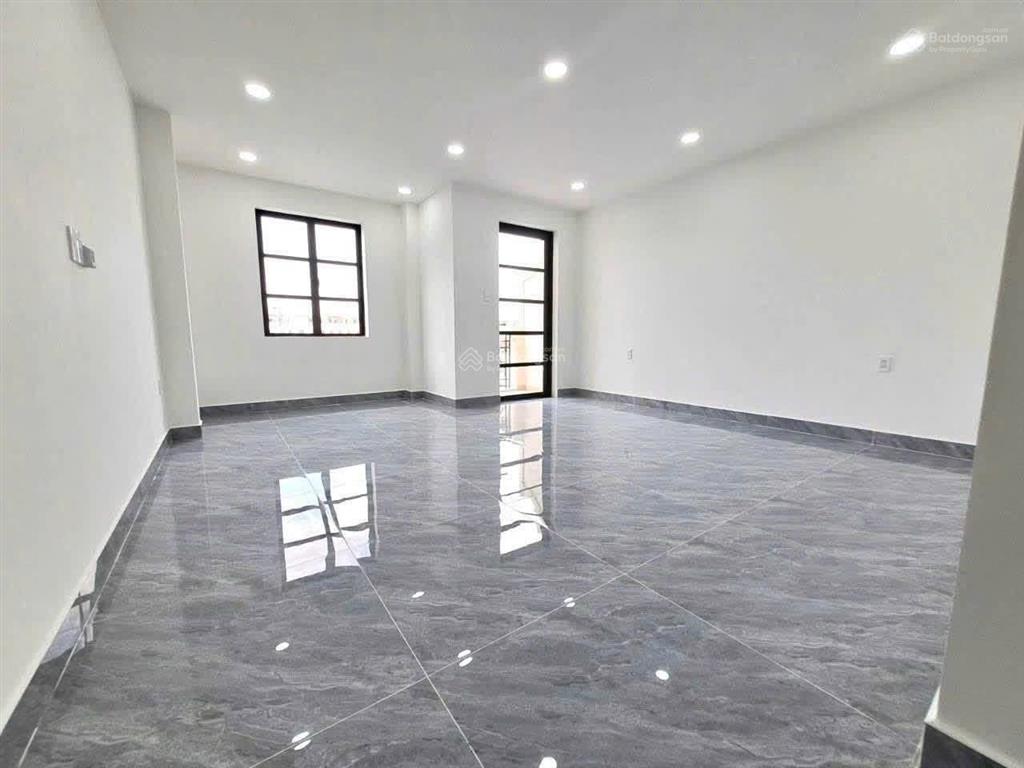 Nguyên sàn văn phòng, thang máy, máy lạnh cityland gò vấp chỉ 12 triệu