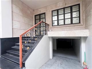 38 triệu/tháng, nhà phố cityland (1 hầm + 4 lầu). vị trí đẹp