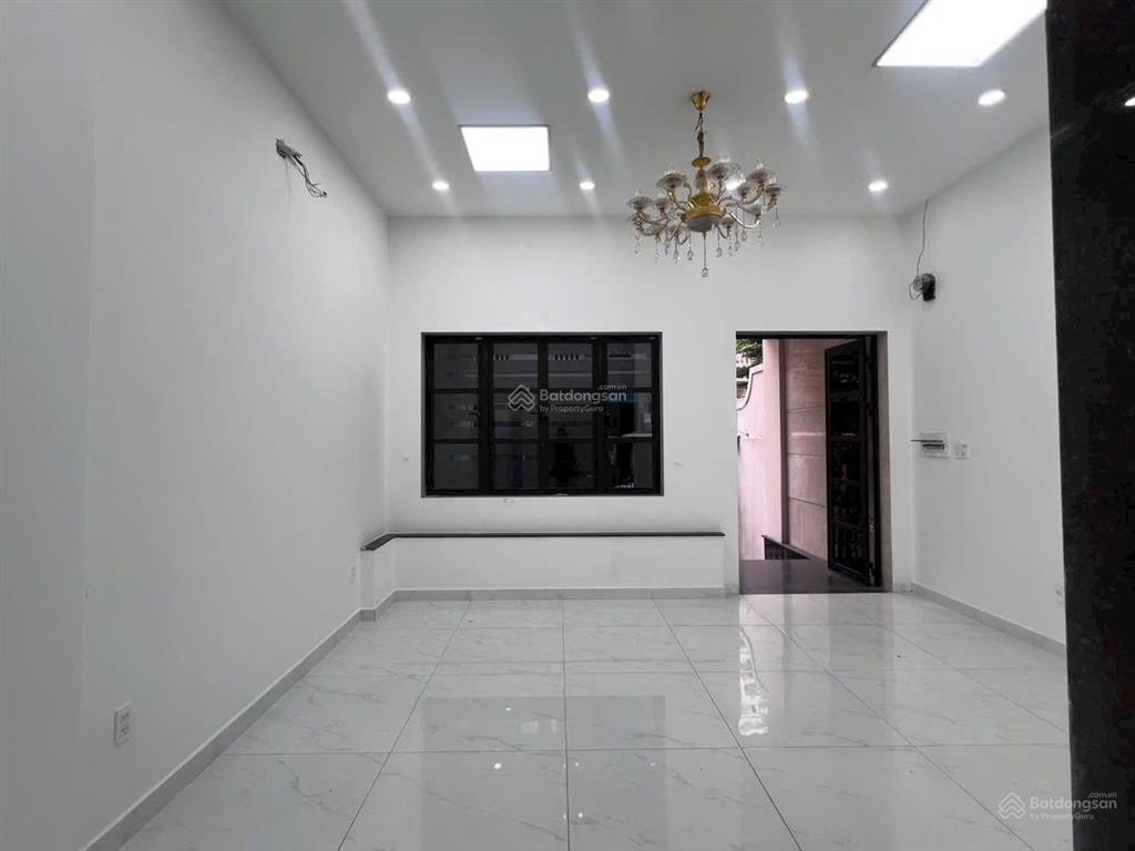 38 triệu/tháng, nhà phố cityland (1 hầm + 4 lầu). vị trí đẹp