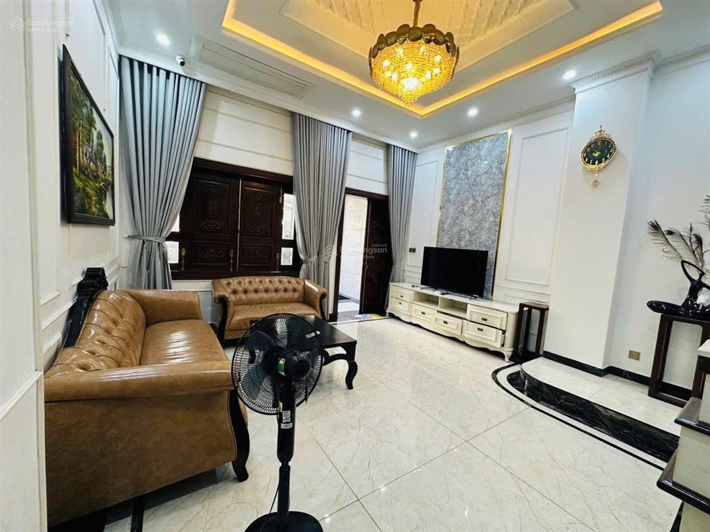 Nhà phố cityland full nội thất cao cấp. trống sẵn.  em thoại xem nhà 24/24