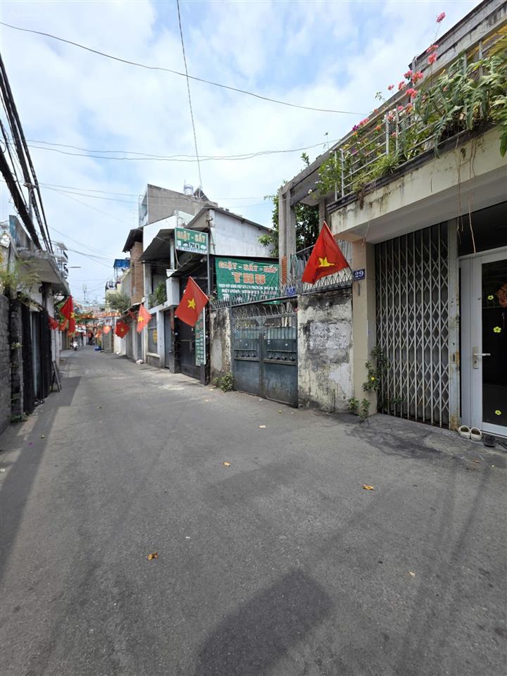 Cách mặt tiền 1 căn ngang 6,5mnhà mới 4tag3pnsát vách phú nhuậnq1 nhà phan văn trị nhỉnh 7xt