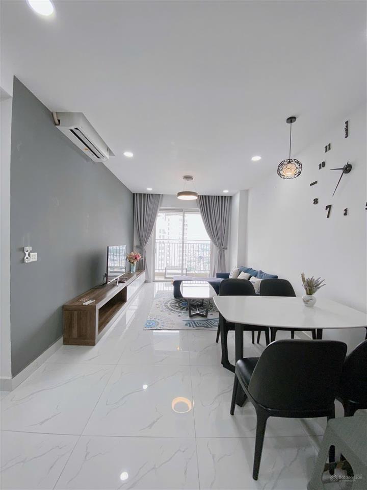 Bán sunrise city view 2pn, 2wc, 74m2 tại 33 nguyễn hữu thọ, 5,5 tỷ, siêu hot