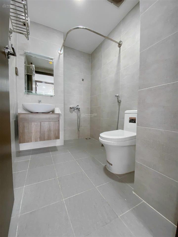 Bán sunrise city view 2pn, 2wc, 74m2 tại 33 nguyễn hữu thọ, 5,5 tỷ, siêu hot