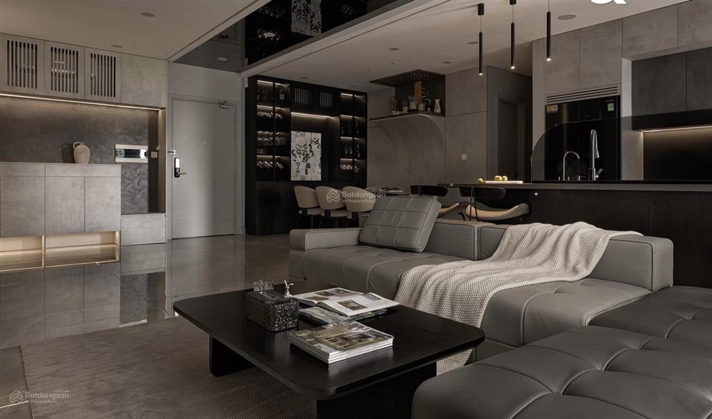 Chính chủ bán căn hộ vip 155m2 tầng đẹp 4pn, sân vườn siêu rộng tại hpc landmark tố hữu hà đông