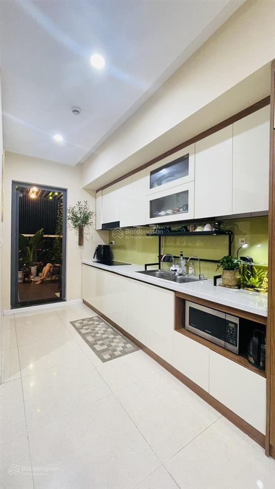 Bán căn hộ ban công vườn treo cc hpc landmark dt 100m2(3pn, 2wc) hà đông, hà nội. giá 7tỷ
