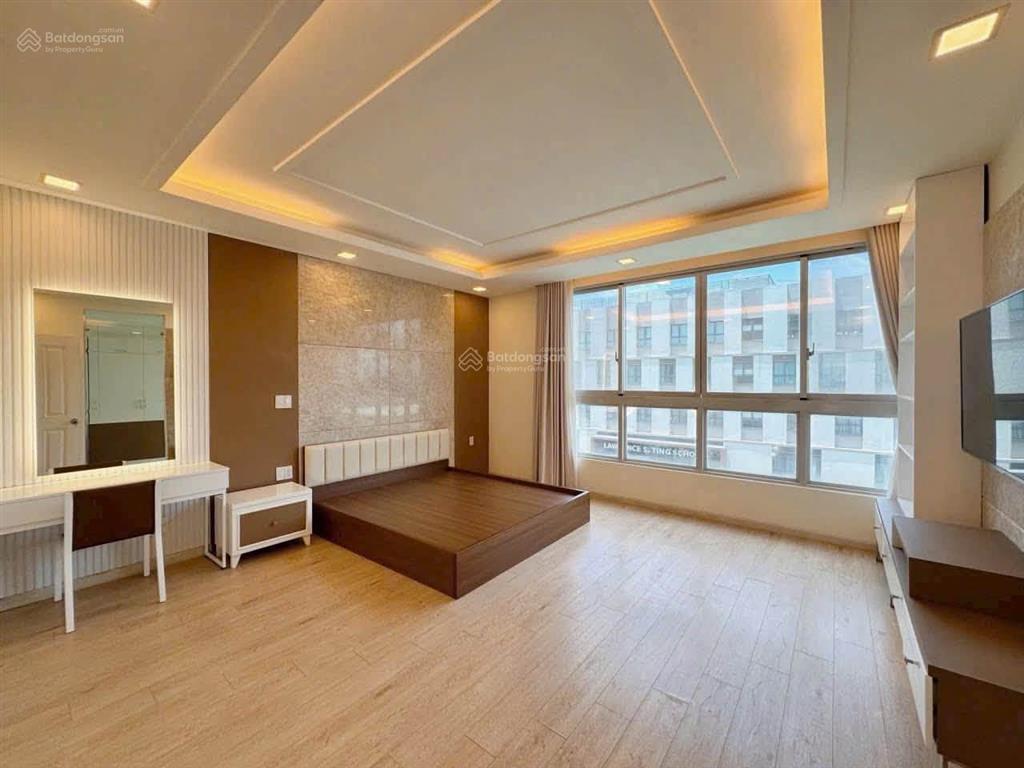 Cần bán nhanh duplex star hill phú mỹ hưng siêu hiếm 0932 747 *** thành tâm