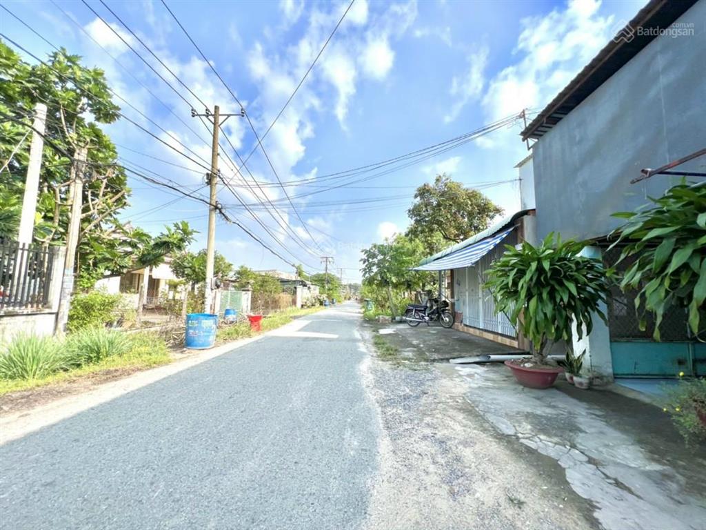 Dòng tiền 9tr5/th mặt tiền đường 12m đất full thổ cư khu chợ việt kiều, tân thông hội, củ chi