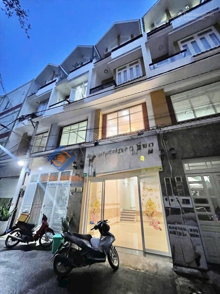 Cc cần bán căn nhà mặt tiền đường số 8, bình triệu, hiệp bình chánh